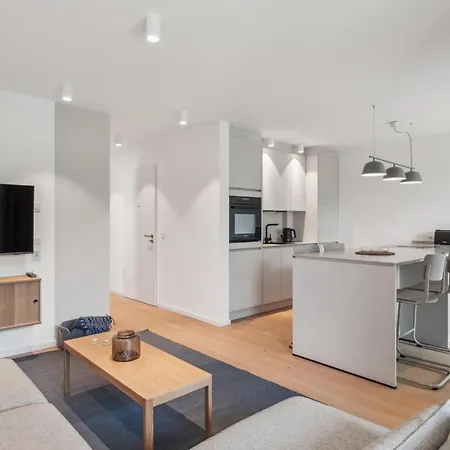 1 Bedroom Awesome In Tossens Lejlighed *